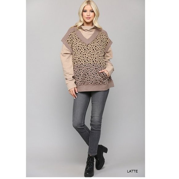 Women's Leopard Print Sweater Vest Cream and Latte - Picture 2 of 6